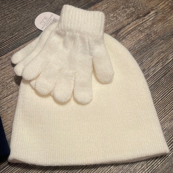 Hat set - Picture 3 of 5